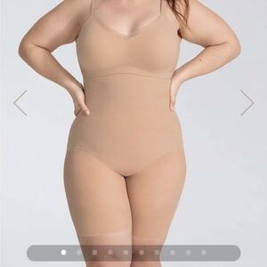 Honeylove Superpower Short In Sand